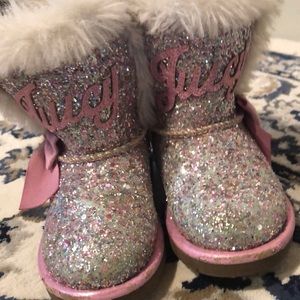 Juicy Couture boots size 9 toddler